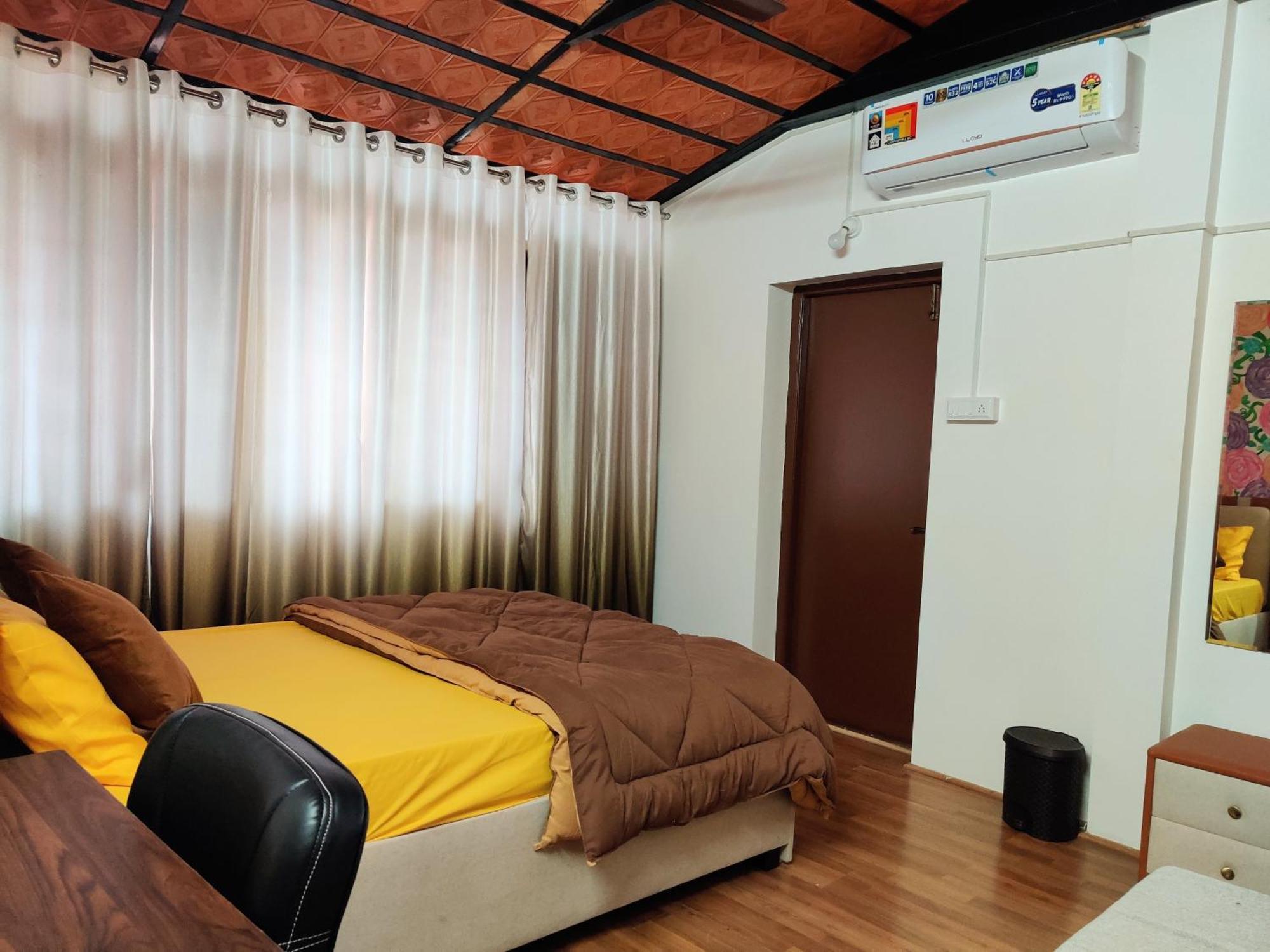 The Rustic Manor - Homestay Bangalore Exterior foto