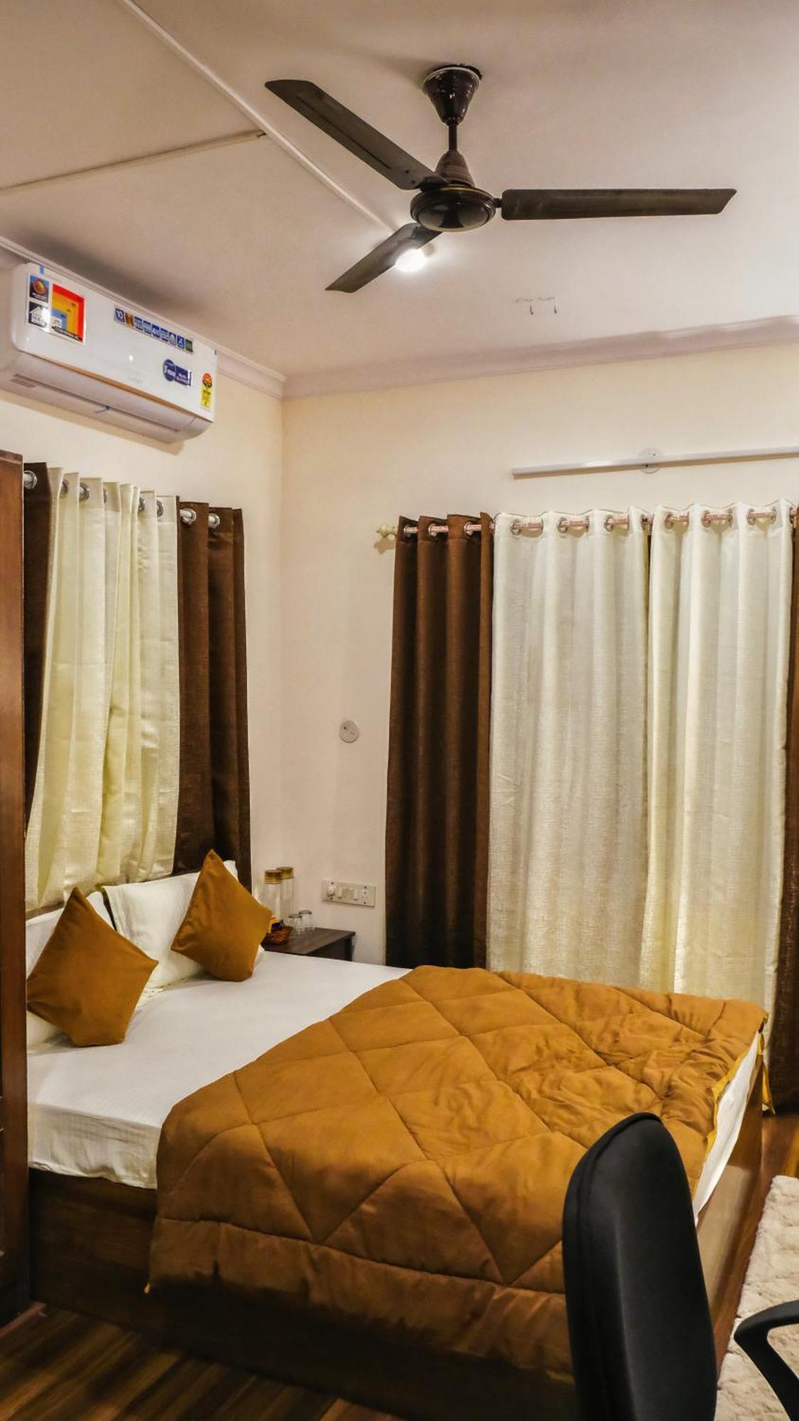 The Rustic Manor - Homestay Bangalore Exterior foto